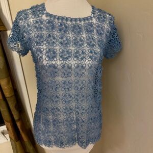 Superior Workmanship Blue Tatting Lace Pull Over Top Open Knit Modern